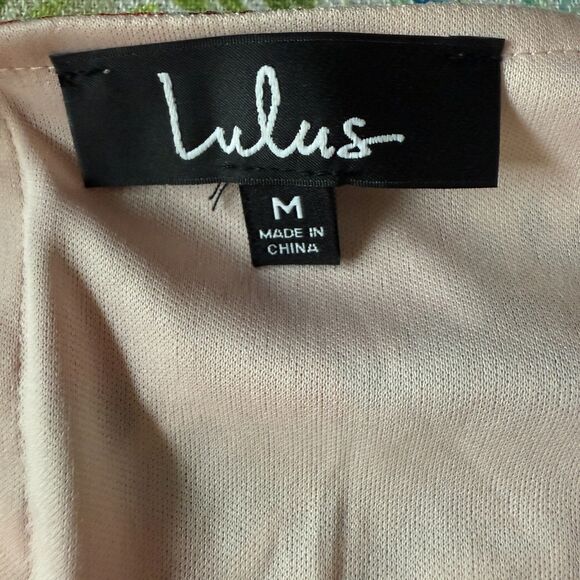 Lulu’s Always Thriving Blush Pink Floral Print Bell Sleeve Romper Coral Size M - Picture 4 of 5